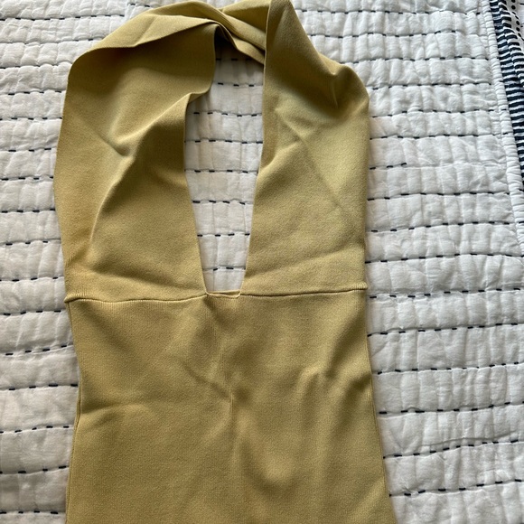 Tan we wore what dress - Picture 5 of 6